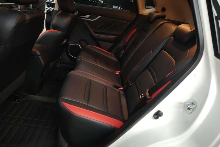 Used Venucia T60 2022 1.6L Manual Smart Vision Version Left Rear Seat