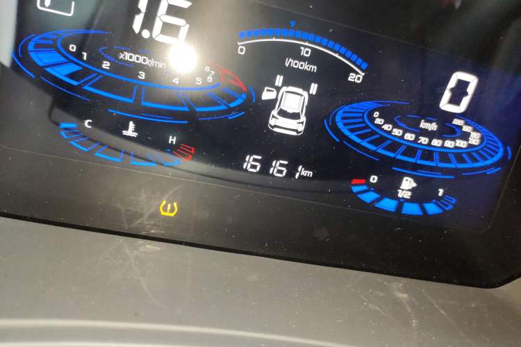 Used Venucia T60 2022 1.6L CVT Smart Drive Version Odometer Close Up