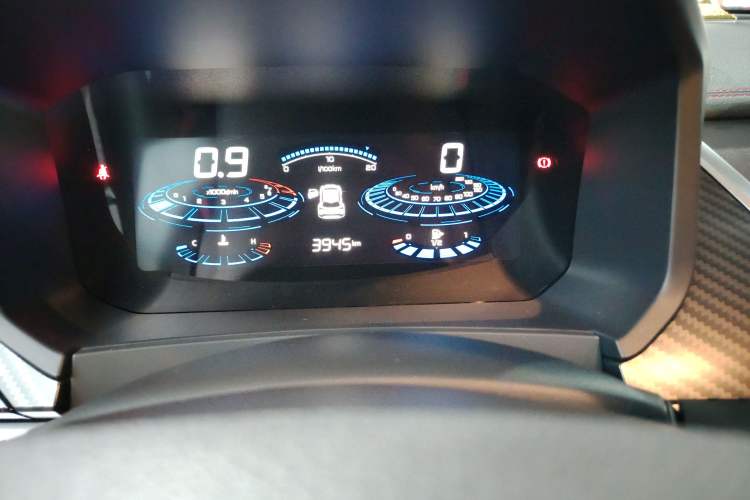 Used Venucia T60 2022 1.6L Manual Smart Vision Version Odometer Close Up