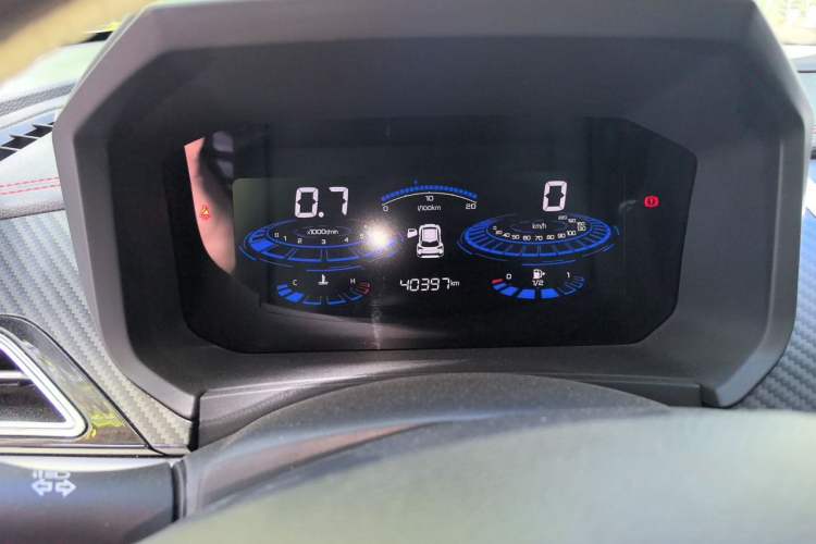 Used Venucia T60 2022 1.6L Manual Smart Vision Version Odometer Close Up