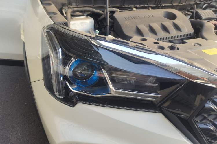 Used Venucia T60 2022 1.6L CVT Smart Drive Version Right Front Headlight