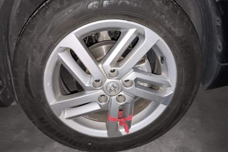 Used Venucia T60 2022 1.6L CVT Smart Enjoyment Version Right Front Wheel Hub