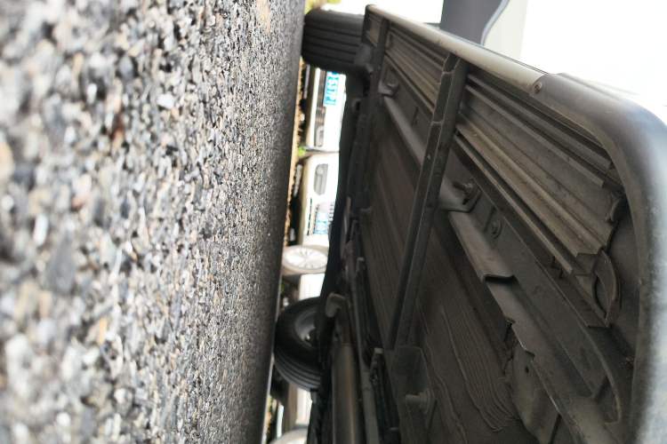Used Venucia T60 2022 1.6L CVT Smart Drive Version Right Side Sill