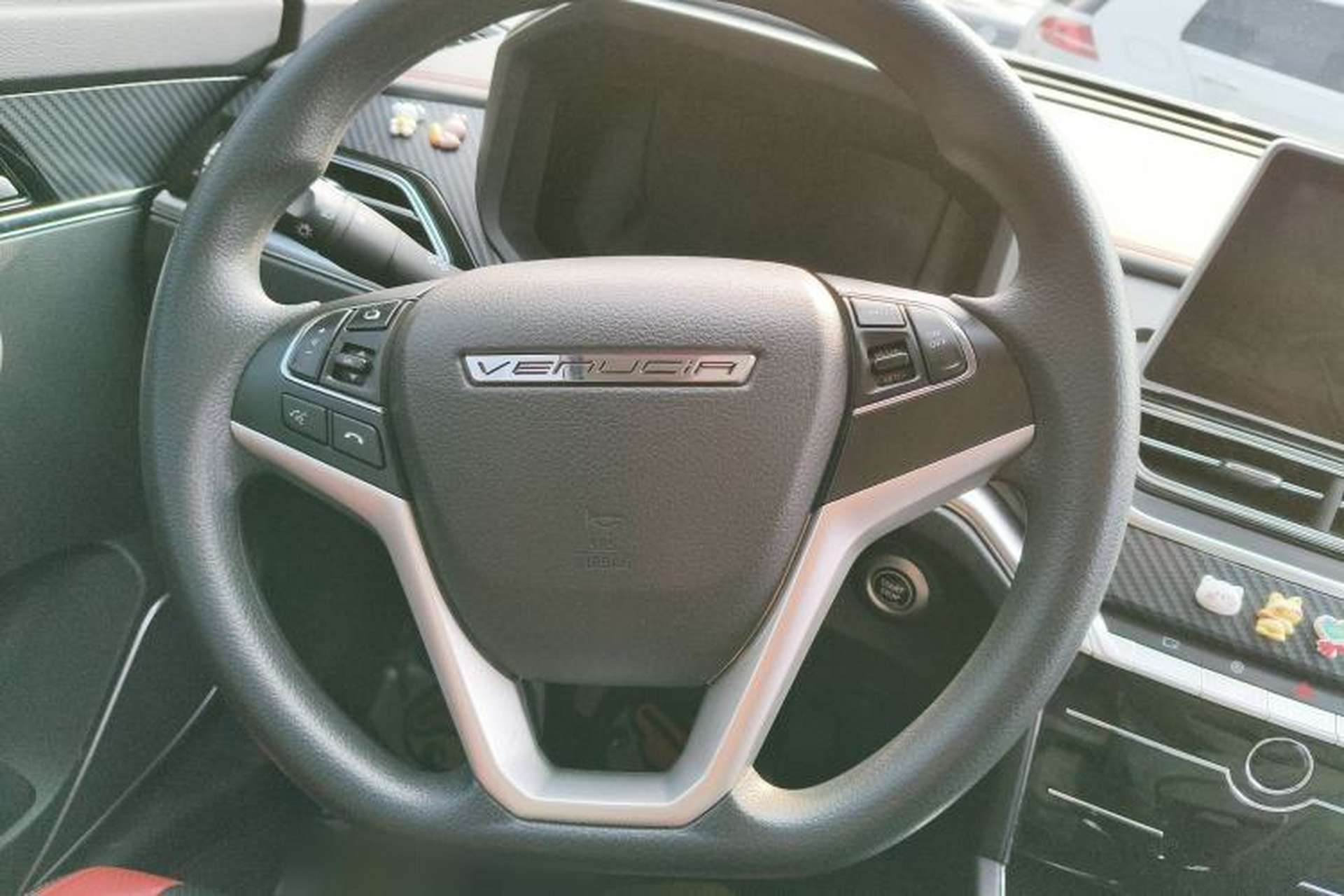 Used Venucia T60 2022 1.6L CVT Smart Drive Version Steering Wheel