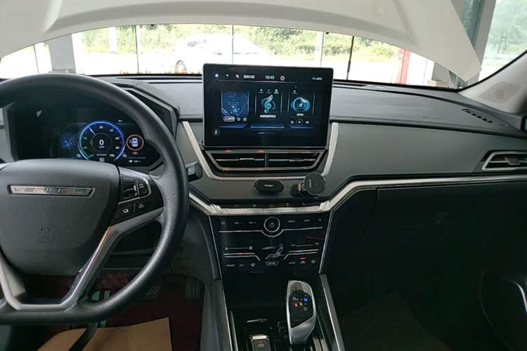 Used Venucia T60EV 2020 AI Enjoyment Model Audio And AC Panel
