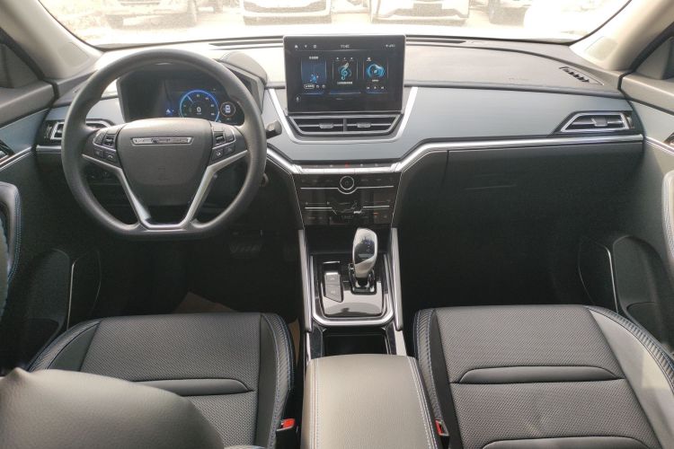 Used Venucia T60EV 2020 AI Fashion Model Center Console
