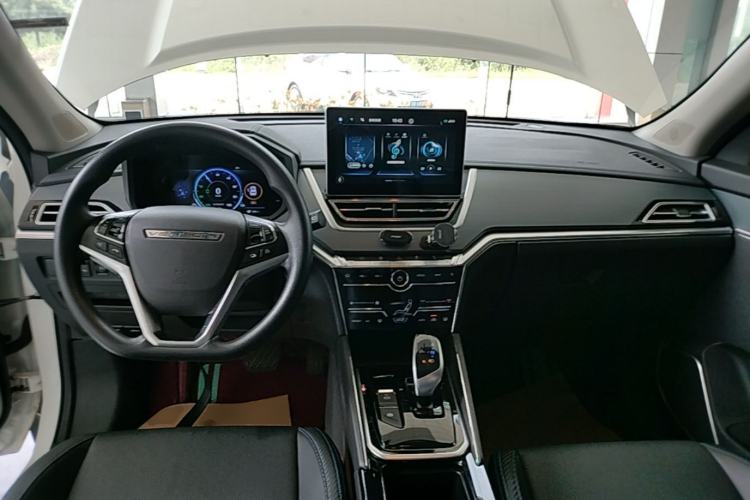 Used Venucia T60EV 2020 AI Enjoyment Model Center Console