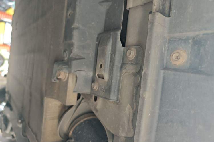 Used Venucia T60EV 2020 AI Enjoyment Model Chassis Rear Left