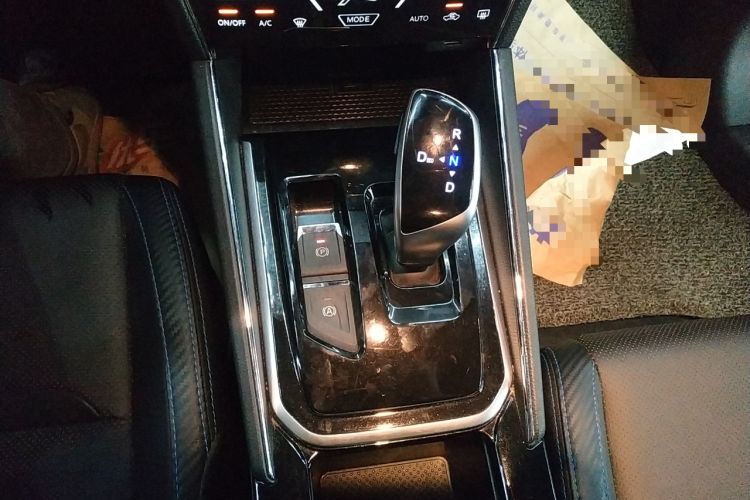 Used Venucia T60EV 2020 AI Flagship Model Gear Lever
