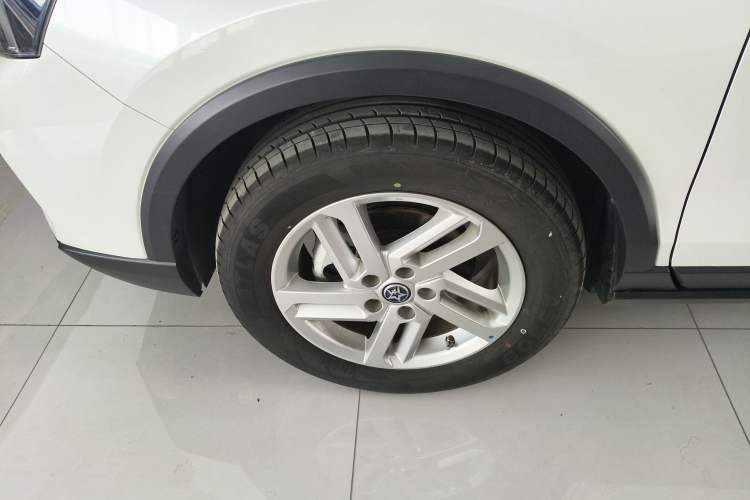 Used Venucia T60EV 2020 AI Enjoyment Model Left Front Wheel Hub
