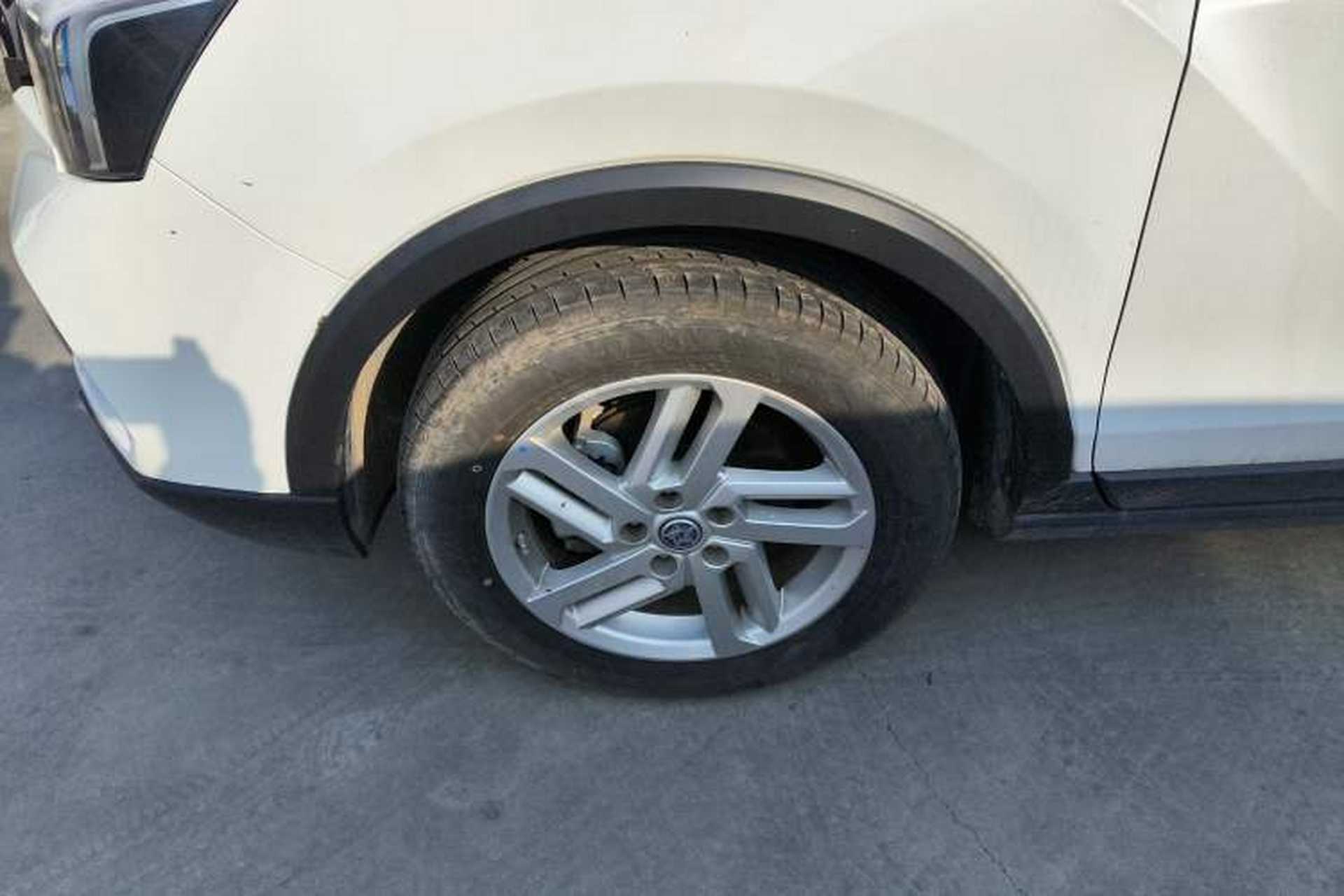 Used Venucia T60EV 2020 AI Enjoyment Model Left Front Wheel Hub