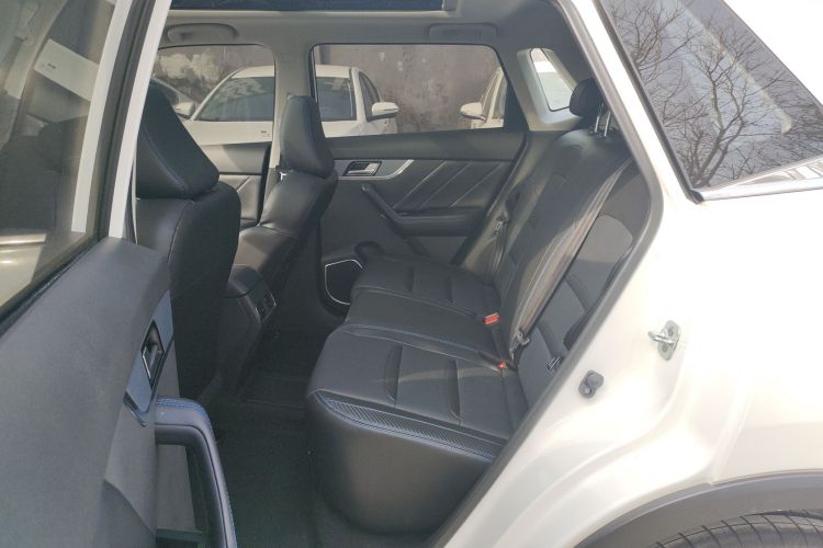 Used Venucia T60EV 2020 AI Fashion Model Left Rear Seat