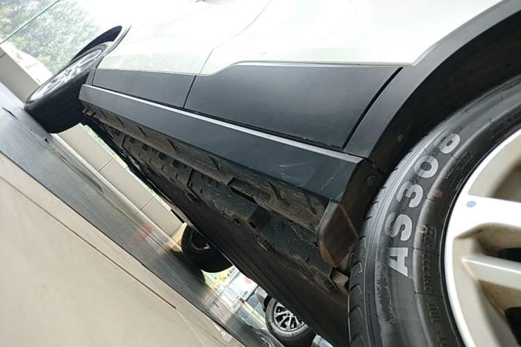 Used Venucia T60EV 2020 AI Enjoyment Model Left Side Sill