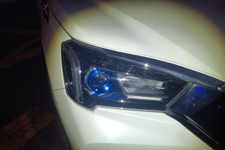 Used Venucia T60EV 2020 AI Enjoyment Model Right Front Headlight