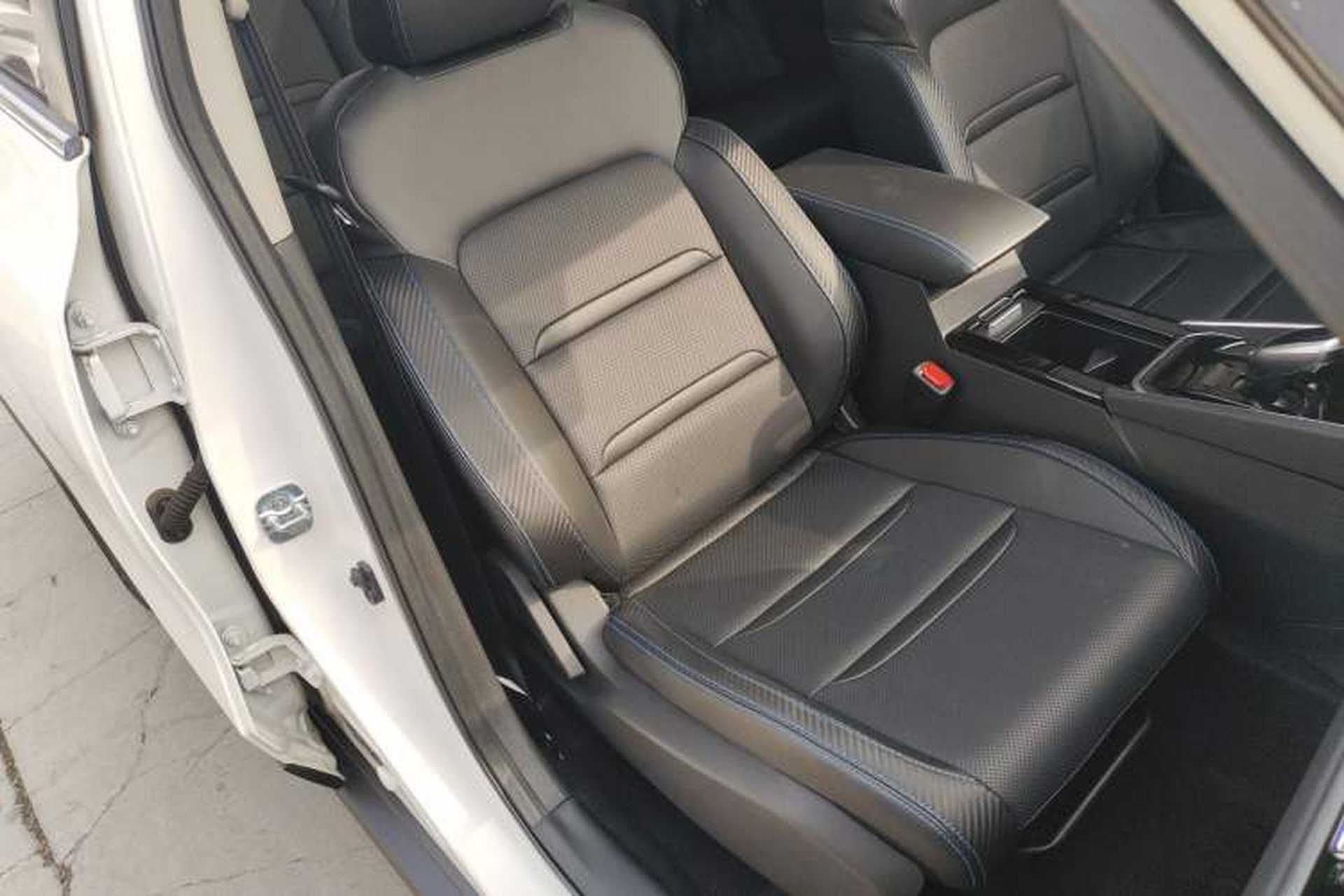 Used Venucia T60EV 2020 AI Enjoyment Model Right Front Seat