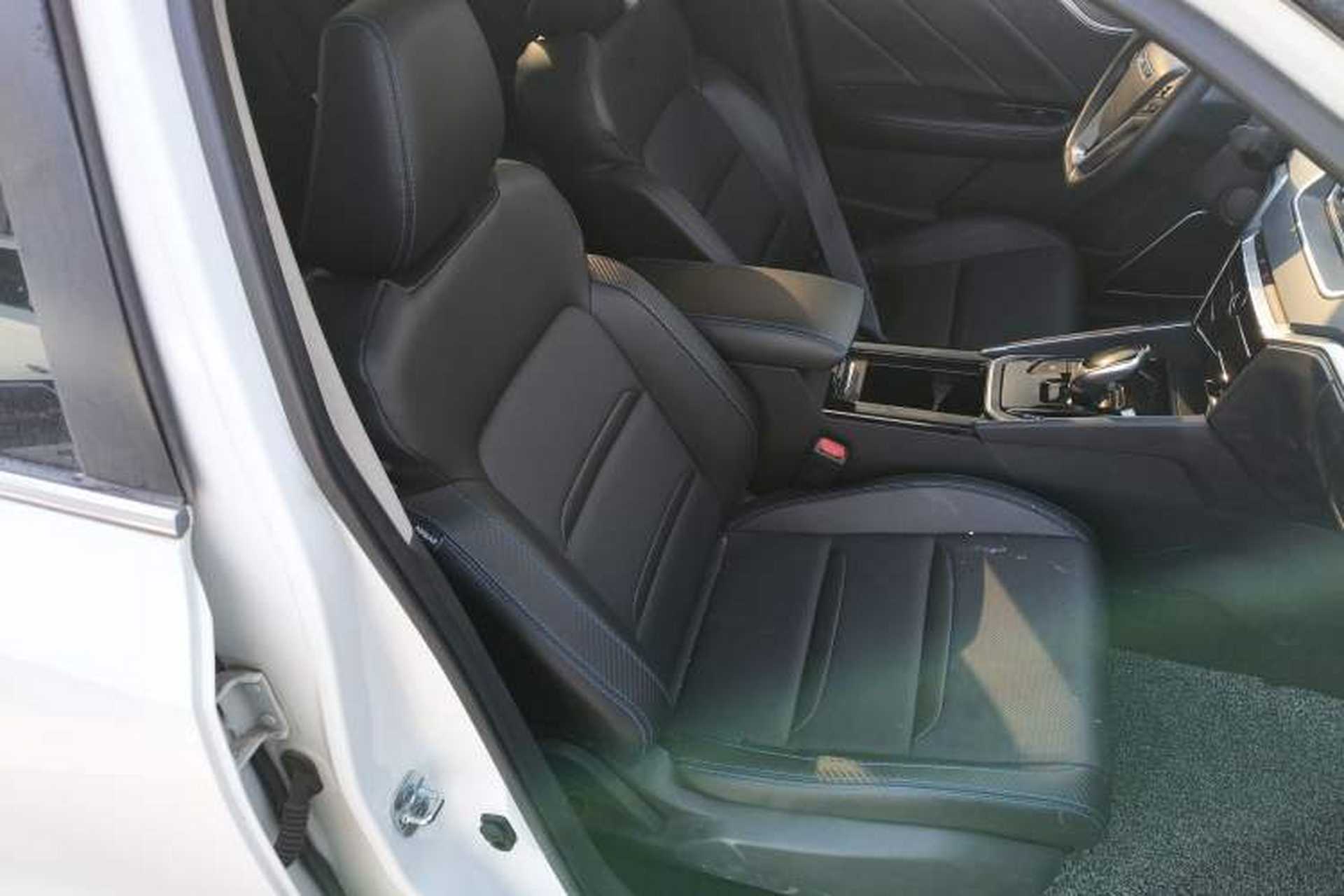 Used Venucia T60EV 2020 AI Enjoyment Model Right Front Seat
