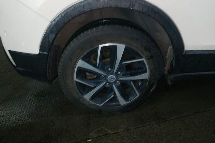 Used Venucia T60EV 2020 AI Flagship Model Right Rear Wheel Hub