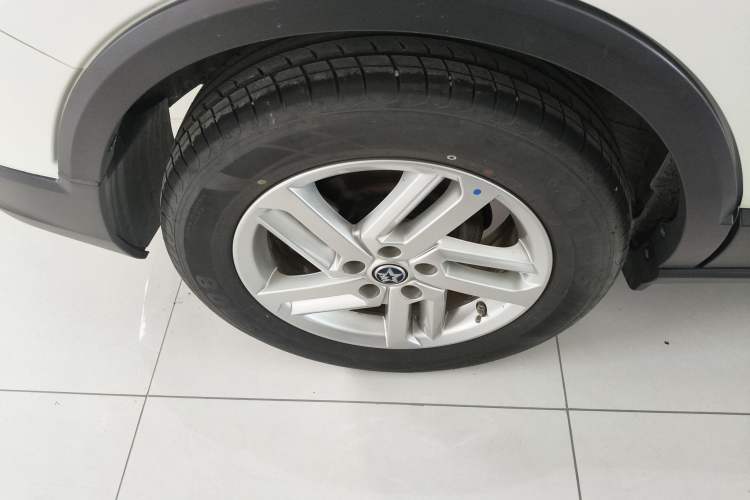 Used Venucia T60EV 2020 AI Enjoyment Model Right Rear Wheel Hub