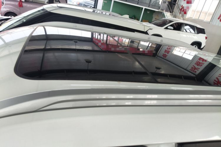 Used Venucia T60EV 2020 AI Enjoyment Model Roof
