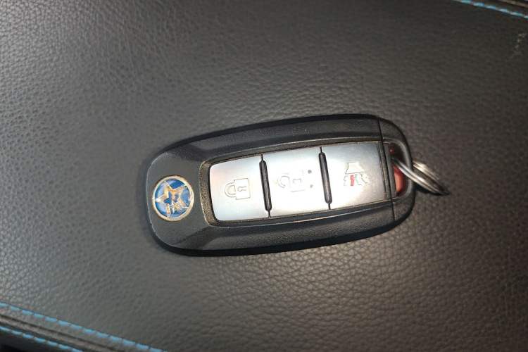 Used Venucia T60EV 2020 AI Enjoyment Model Vehicle Key