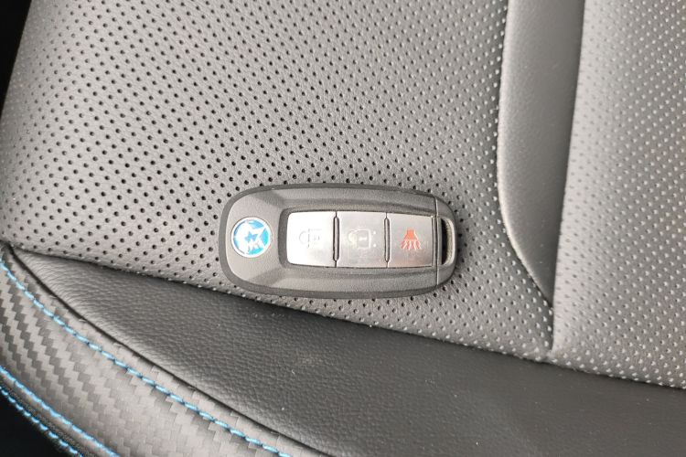 Used Venucia T60EV 2020 AI Fashion Model Vehicle Key