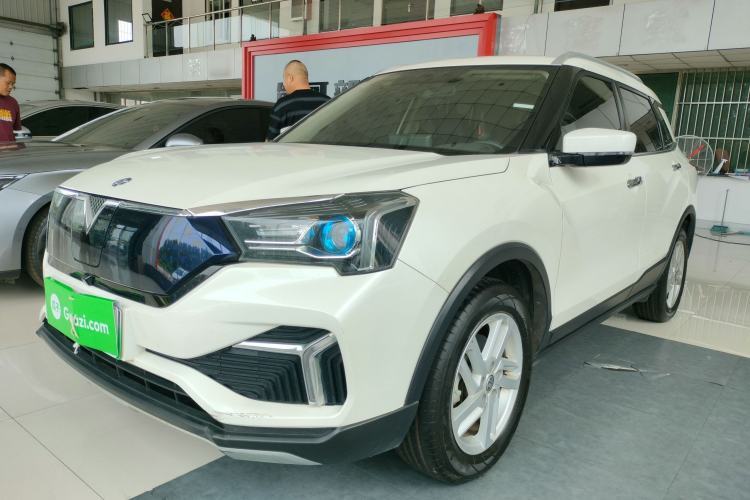 Used Venucia T60EV 2020 AI Enjoyment Model Guazi used car, China used car export, Used car for sale, Used Venucia cars, Cheapest cars for sale, Electric vehicle, New energy car