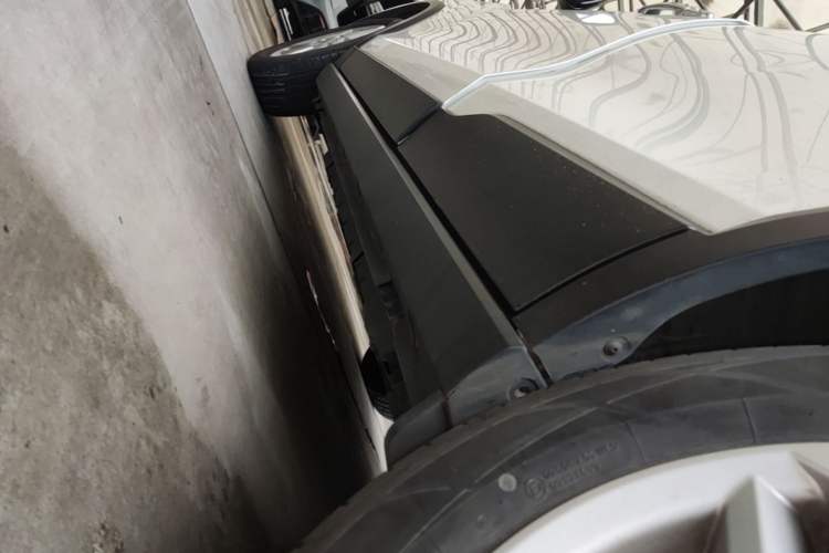 Used Venucia T60EV 2023 Comfort Edition Left Side Sill