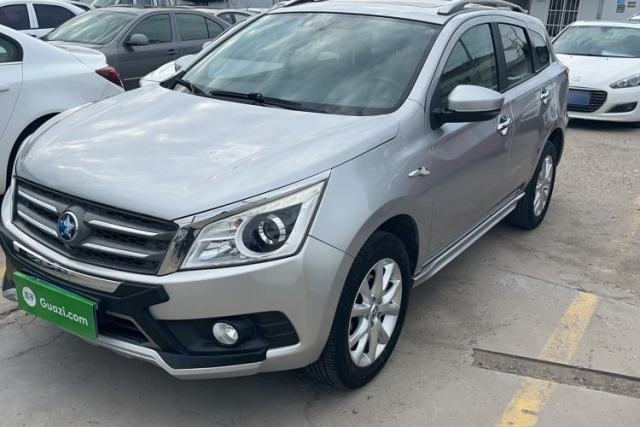 Used Venucia T70 2015 2.0L CVT Smart Edition