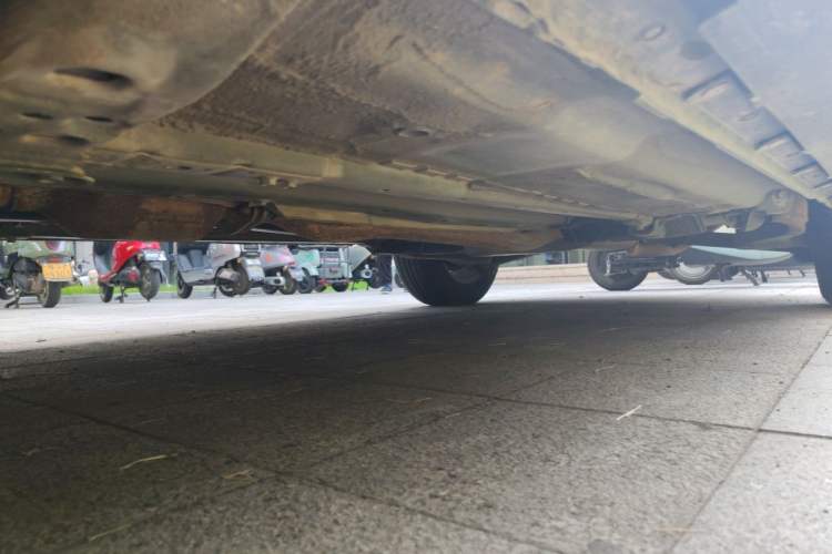 Used Venucia T70 2015 2.0L Manual RuiQu Version Chassis Front Left