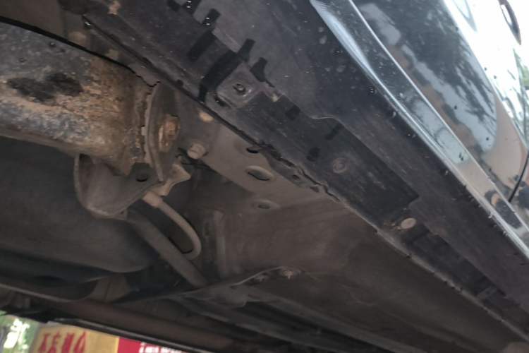 Used Venucia T70 2015 1.6L Manual Ruixing Edition Chassis Rear Right