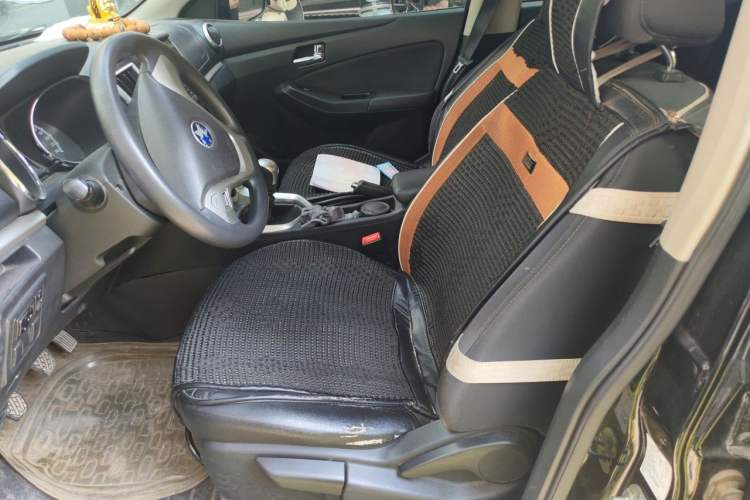 Used Venucia T70 2015 2.0L Manual RuiQu Version Driver Seat