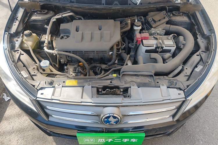 Used Venucia T70 2015 1.6L Manual Ruixing Edition Engine Bay