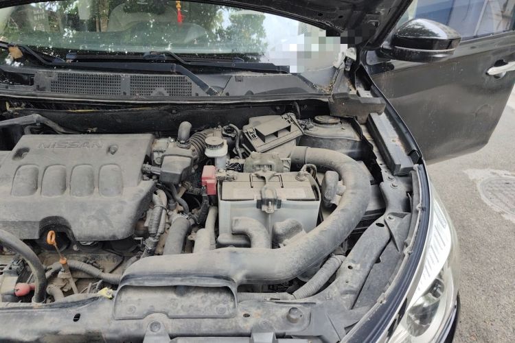 Used Venucia T70 2015 2.0L CVT Smart Edition Engine Bay Left