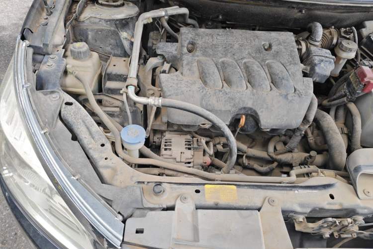 Used Venucia T70 2015 2.0L CVT Smart Choice Edition Engine Bay Right