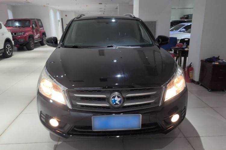 Used Venucia T70 2015 2.0L CVT Smart Choice Edition Front