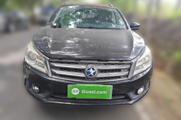Used Venucia T70 2015 2.0L CVT Smart Choice Edition Front