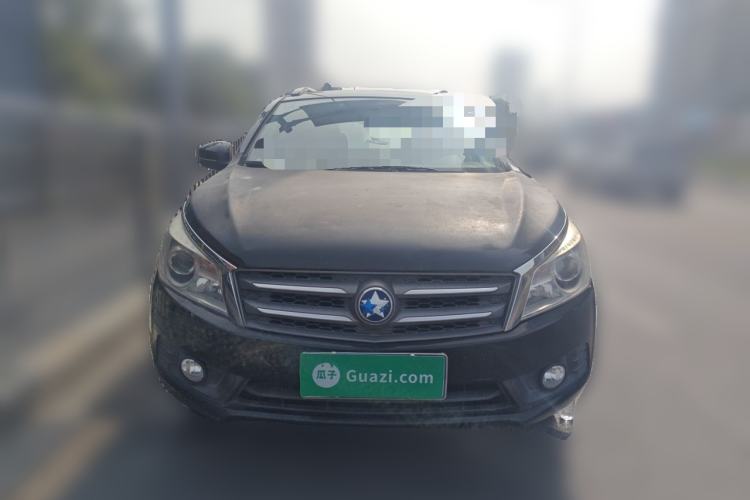 Used Venucia T70 2015 2.0L CVT Smart Edition Front