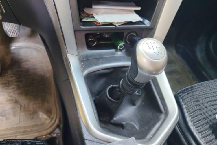 Used Venucia T70 2015 2.0L Manual RuiQu Version Gear Lever