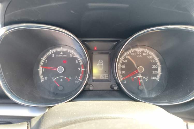 Used Venucia T70 2015 2.0L Manual RuiQu Version Instrument Cluster