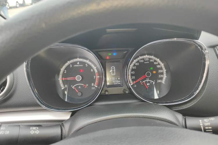 Used Venucia T70 2015 2.0L CVT Smart Edition Instrument Cluster
