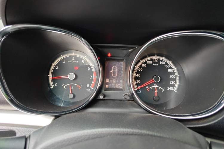 Used Venucia T70 2015 2.0L CVT Smart Edition Instrument Cluster