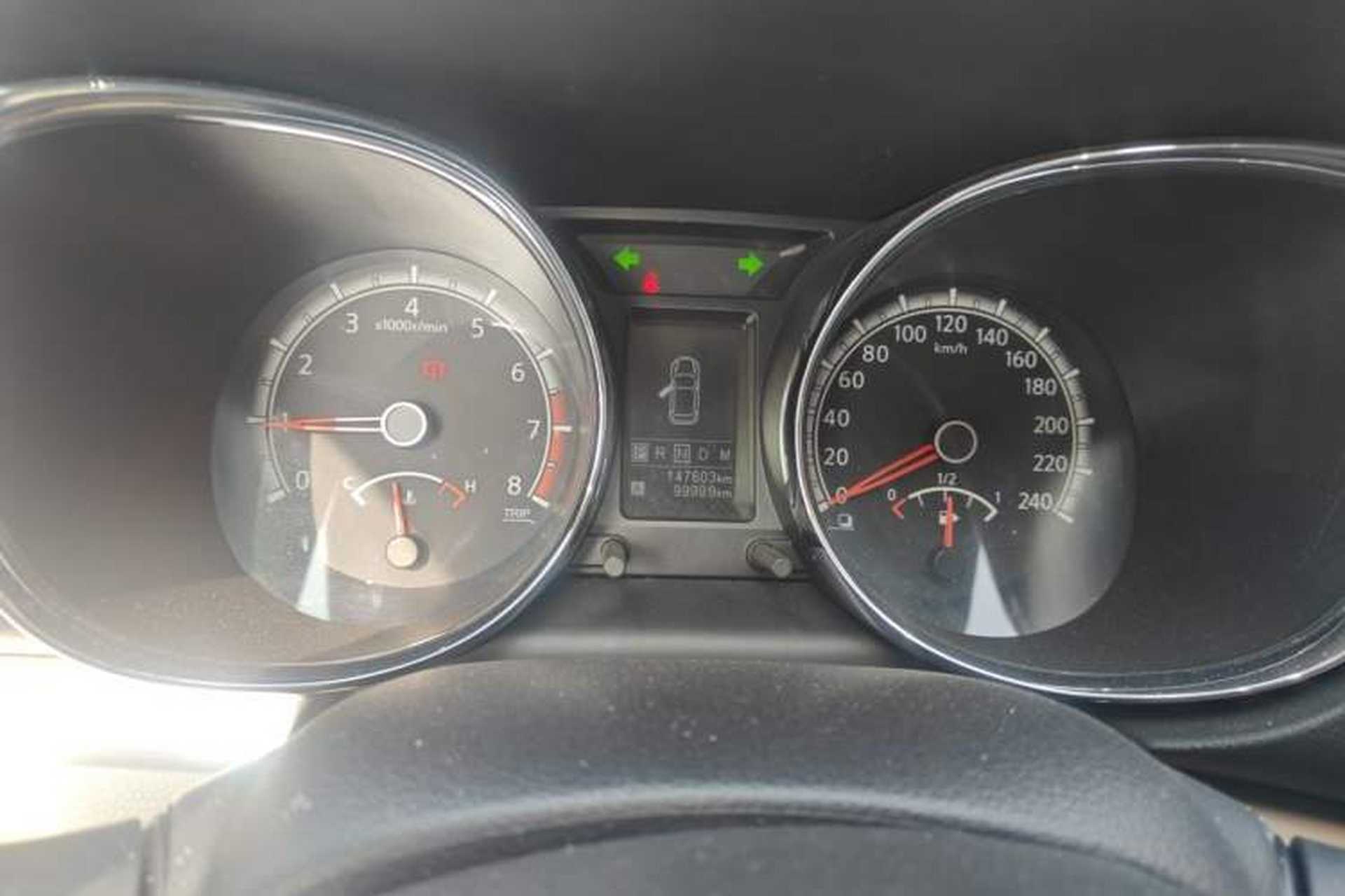 Used Venucia T70 2015 2.0L CVT Smart Edition Instrument Cluster