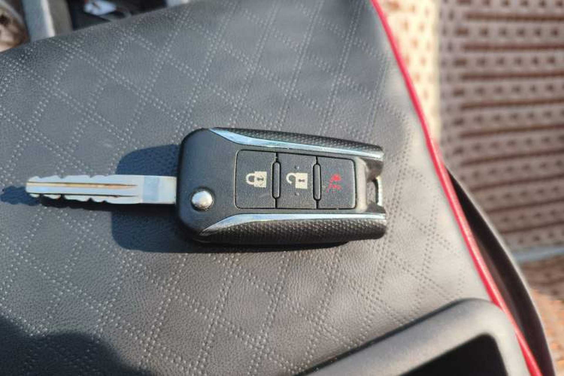 Used Venucia T70 2015 2.0L Manual RuiQu Version Interior 1