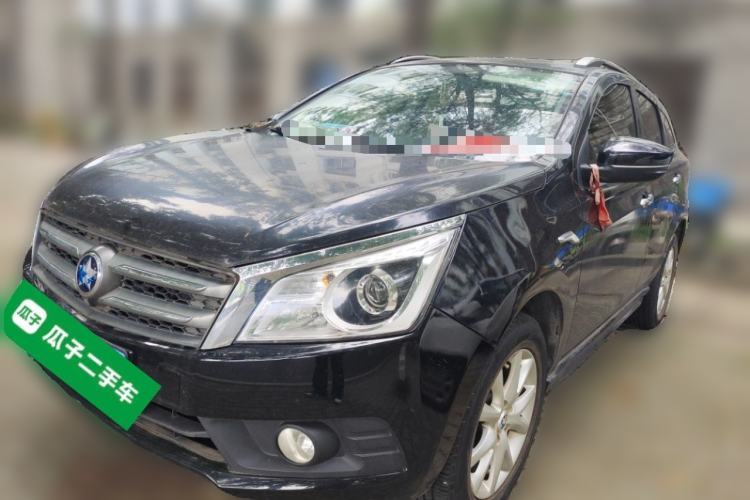 Used Venucia T70 2015 2.0L CVT Smart Edition Guazi used car, China used car export, Used car for sale, Used  cars, Cheapest cars for sale