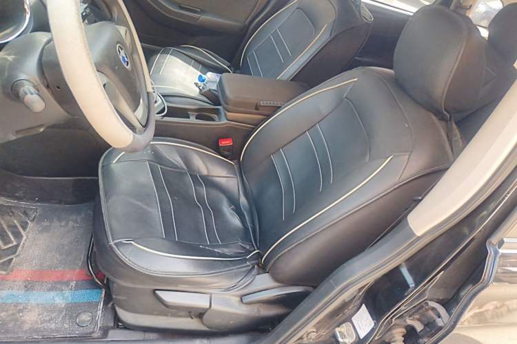 Used Venucia T70 2015 1.6L Manual Ruixing Edition Left Front Seat