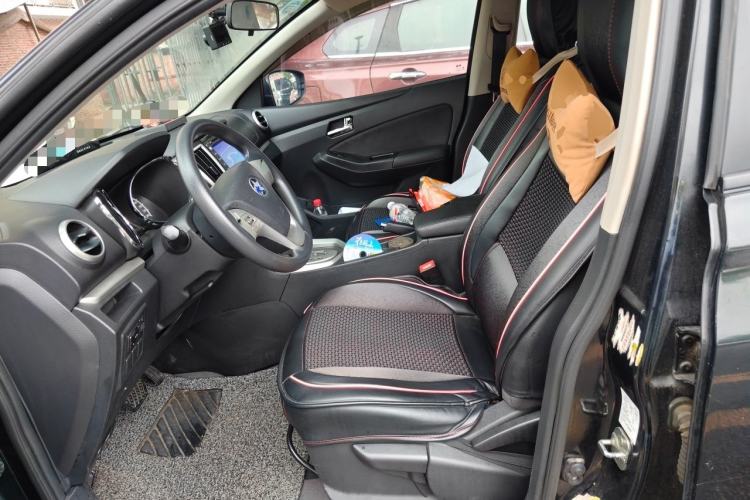 Used Venucia T70 2015 2.0L CVT Smart Edition Left Front Seat