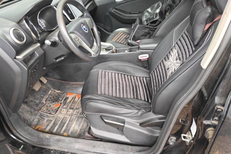 Used Venucia T70 2015 2.0L CVT Smart Choice Edition Left Front Seat