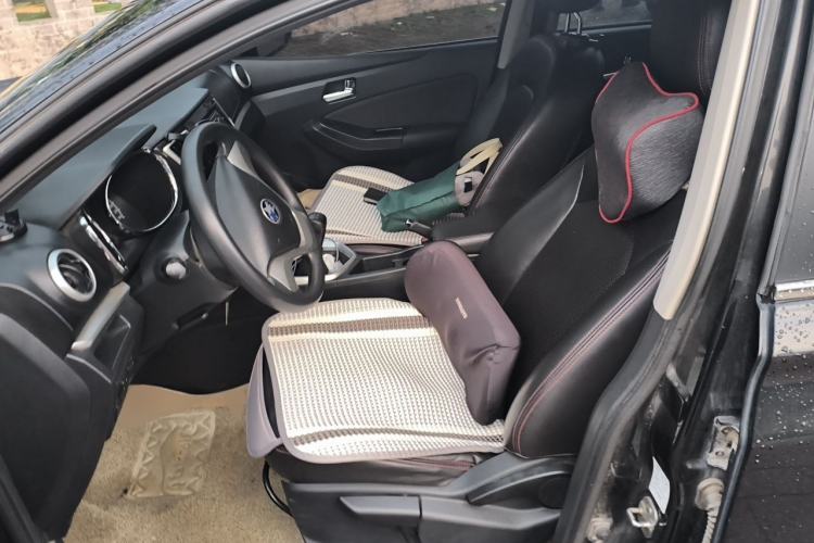 Used Venucia T70 2015 1.6L Manual Ruixing Edition Left Front Seat