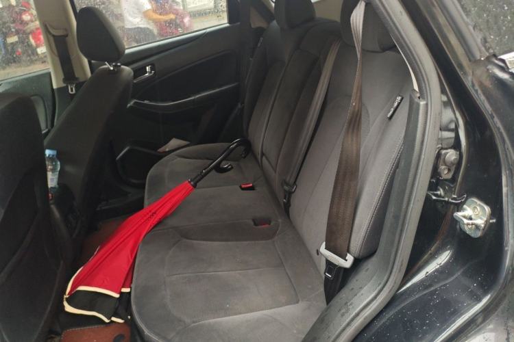 Used Venucia T70 2015 2.0L CVT Smart Choice Edition Left Rear Seat