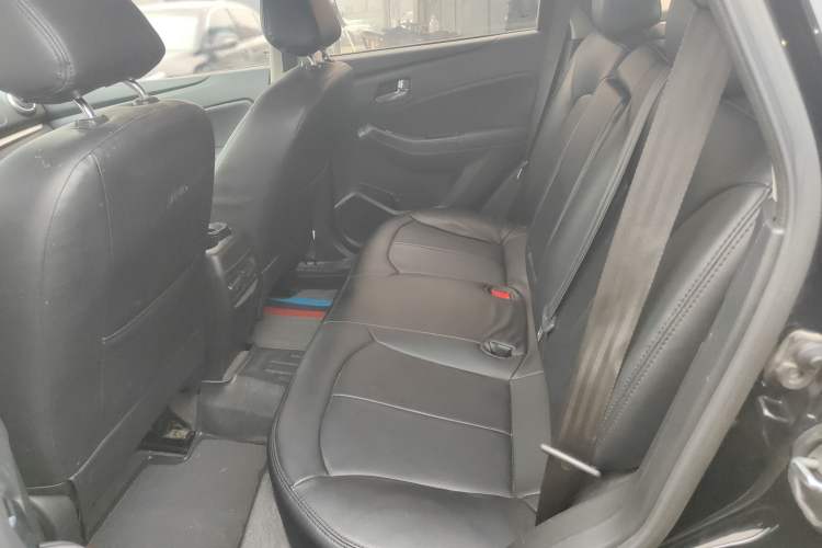 Used Venucia T70 2015 2.0L CVT Smart Edition Left Rear Seat